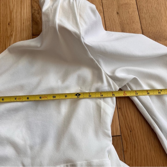 Revolve X Michael Costello Liesel White One Shoulder Tie Waist Romper Size Small - Picture 6 of 9